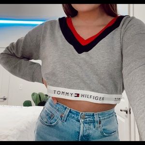 Tommy Hilfiger Cropped Sweatshirt